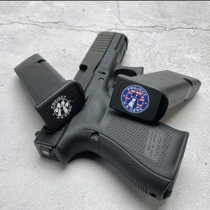 $20 - PK9H x GunSkins Magwell Skins